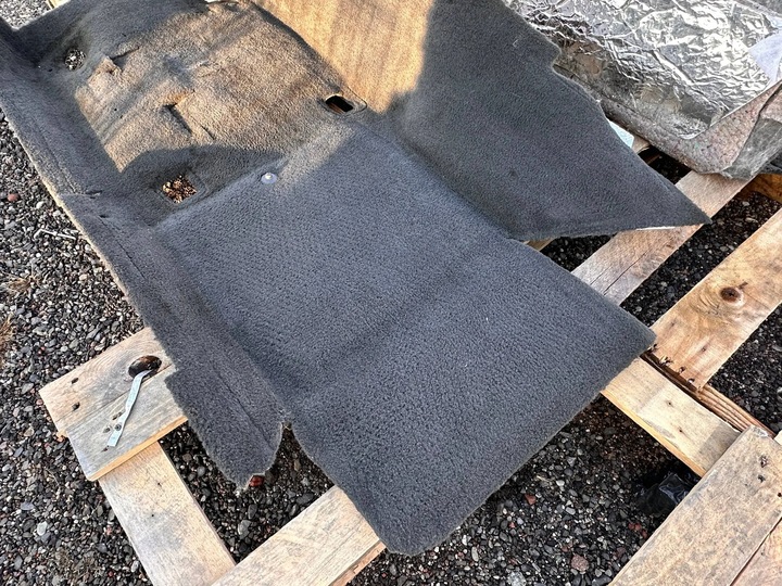 фото №12, Ковёр обивка водителя пассажира туннель chevrolet corvette c6