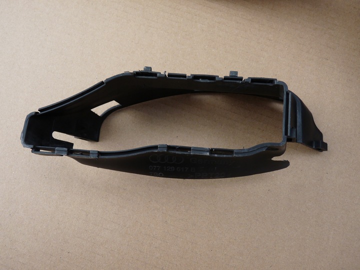 фото №12, 077129617b audi a8 d2 94-02 воздуховод воздуха