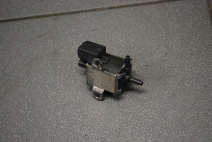 фото №1, Клапан вакуум audi a8 d2 026906283h