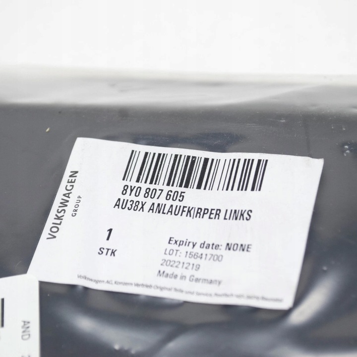 фото №9, Audi a3 sportback 8ya переднее левый направляющая воздуха 8y0807605 oem