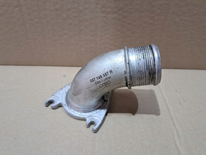 фото №1, Шланг интеркулер audi q7 4l 4.2tdi 057145957n