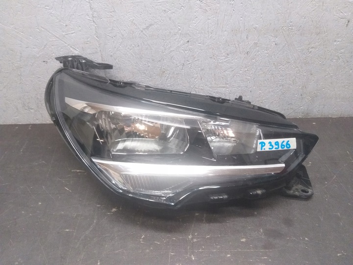 фото №1, Лампа перед права opel corsa f 39162649