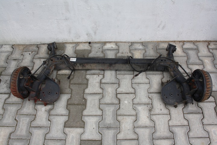 фото №1, Балка підвішування зад комплектна dacia lodgy 555114672r