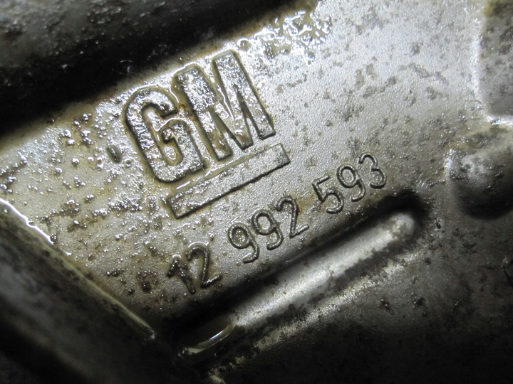 фото №7, Opel zafira 1.6 16v 115km 10r. z16xer 0561101049 корпус фільтра масла