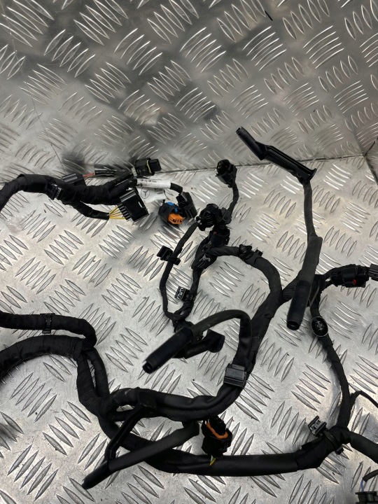 фото №8, Mercedes oem номер a6081500500 w177 жгут провод двигателя