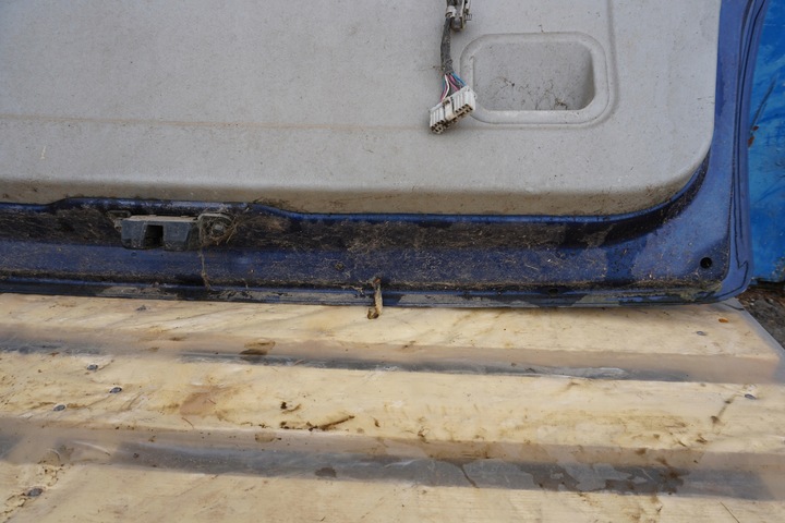 фото №12, Kia cerato i рестайлинг крышка багажника k1c 2004год стекло тёмно-синий