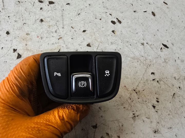 фото №1, Opel zafira c кнопка 4 pdc тяга ручной электрический панель кнопок