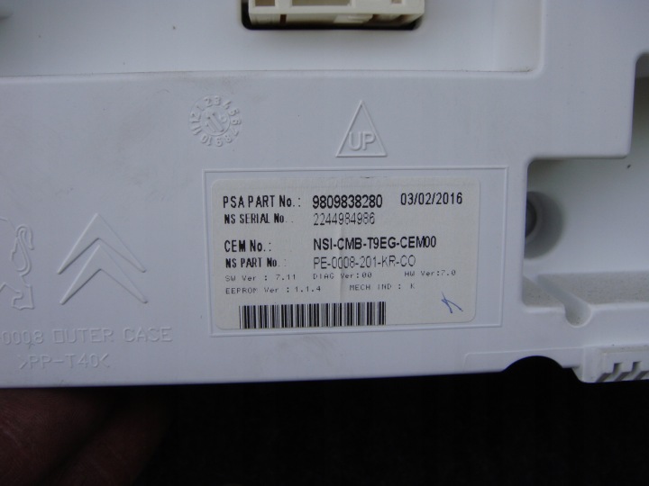 фото №5, Панель приборов peugeot 308 ii t9 oem номер 9809838280