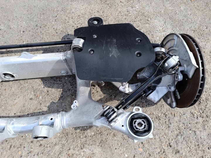 фото №5, Bmw g16 задній візок поворотна опора важіль зад комплект l+p