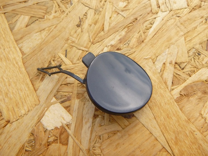 фото №1, Vw golf vii hb хэтчбек 12-16 заглушка фаркоп hak бампер зад 5g6807441