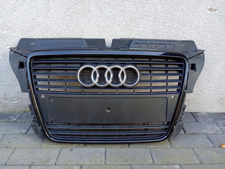 фото №1, Решітка решітка радіатора audi a3 8p0 рестайлінг 09-12 pdc na датчики чорна ramkaoryginał