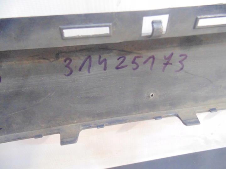 фото №12, Volvo xc60 ii 2017-2021 бампер перед оригінал переднє bez отворів xc 60