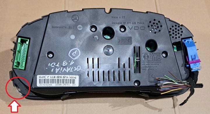 фото №8, Skoda octavia i рестайлинг 1.9 tdi спидометр приборы 1u0920811j