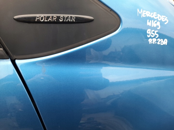 фото №7, Mercedes a w169 крыло правое перед передний 955