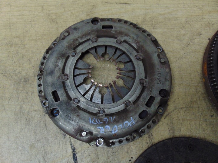 фото №6, Сцепление колесо двухмассовый vw polo v 6r 1.6 tdi
