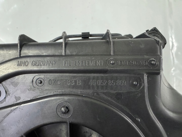 фото №5, Audi s8 d3 корпус фільтра повітря 07l133836p , 07l 133 836 p