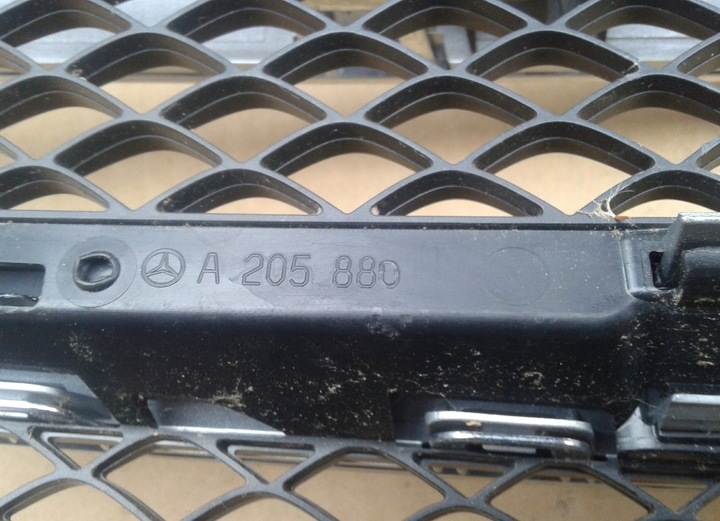 фото №11, Решітка радіатора решітка хром mercedes w205 c-klasa 14-18 amg a205880 a0008880060