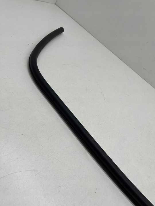 фото №10, Audi a5 8t купе прокладка дверь левый / правые перед нижняя