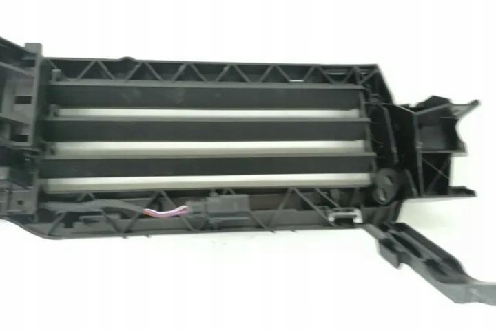 фото №14, Забірник  повітря радіатор audi a5 cabrio f57 8w0971277 0.0l дизель 140kw