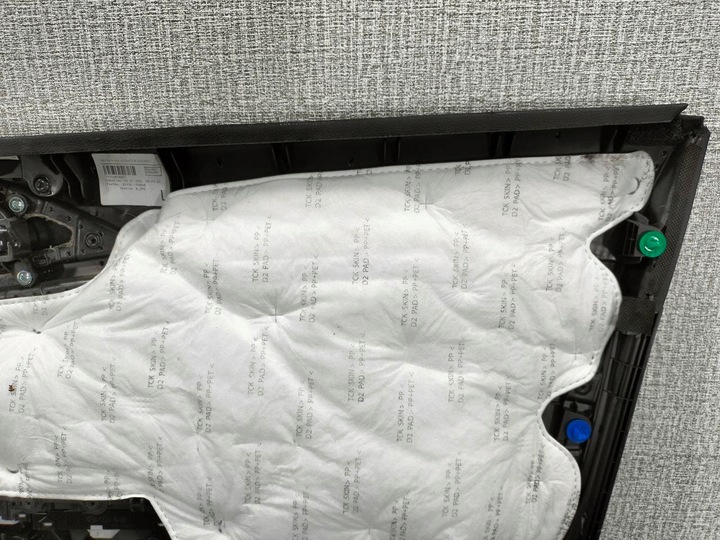 фото №11, Kia ceed iii 2018- обивка боковина дверь левый перед 82332-j7000