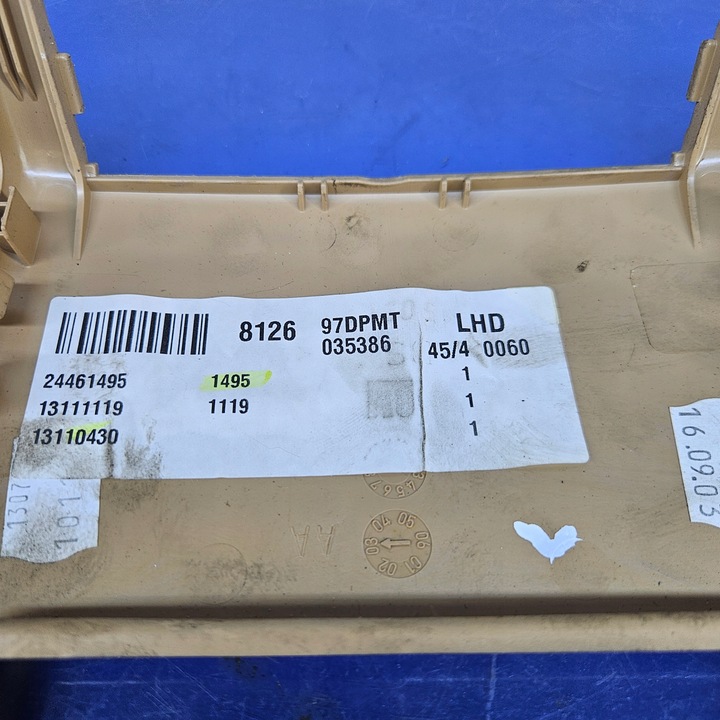 фото №6, Opel vectra c гнездо панель прикуривателя 13111119