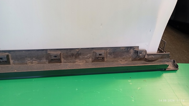 фото №10, Планка порогова права сторона vw passat b8 3g0853858