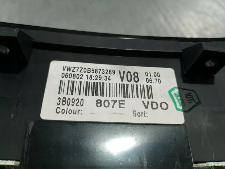 фото №9, Спідометр  vw passat b5 fl 3b0920807e 110.080.197/003 1.8t 20v