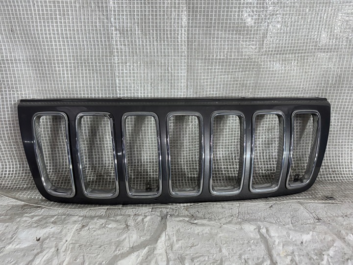 фото №1, Jeep grand cherokee wj рестайлинг решётка радиатора