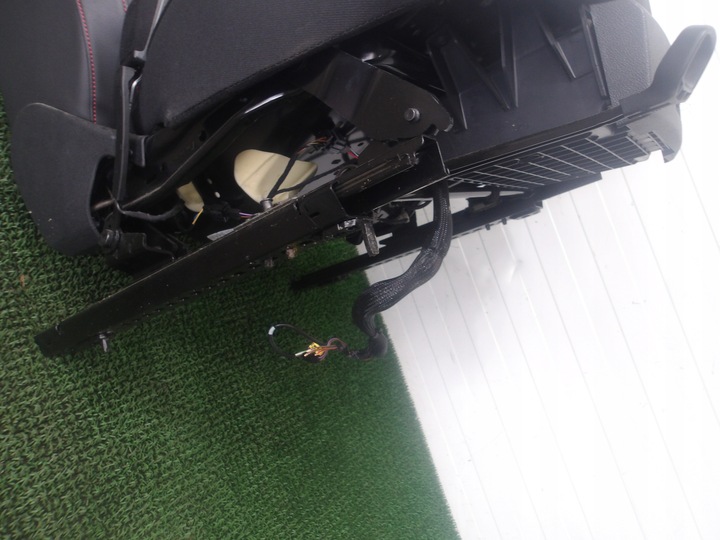 фото №11, Seat leon iii 5f 12-20 5d hb сидіння диван алькантара підігрів версія fr eu