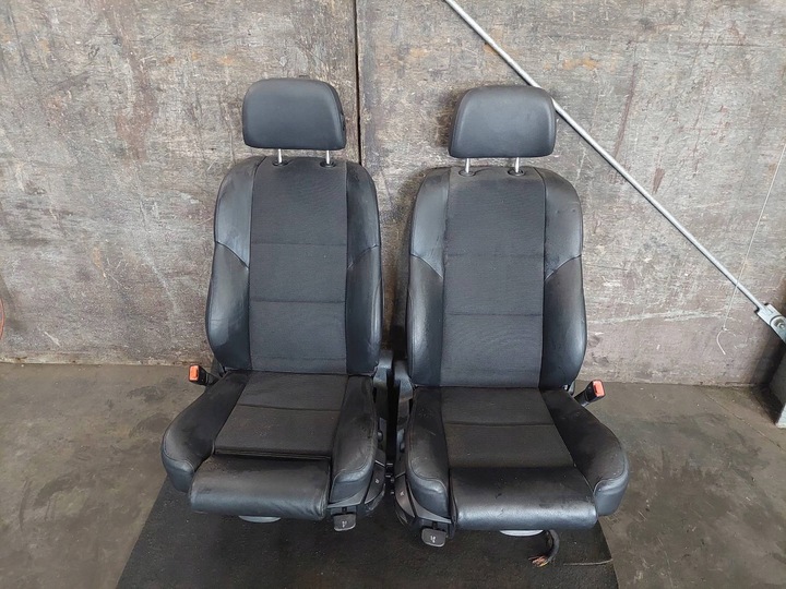 фото №8, Сиденья комплект левый правый диван зад + обшивки ролеты bmw e61 520d