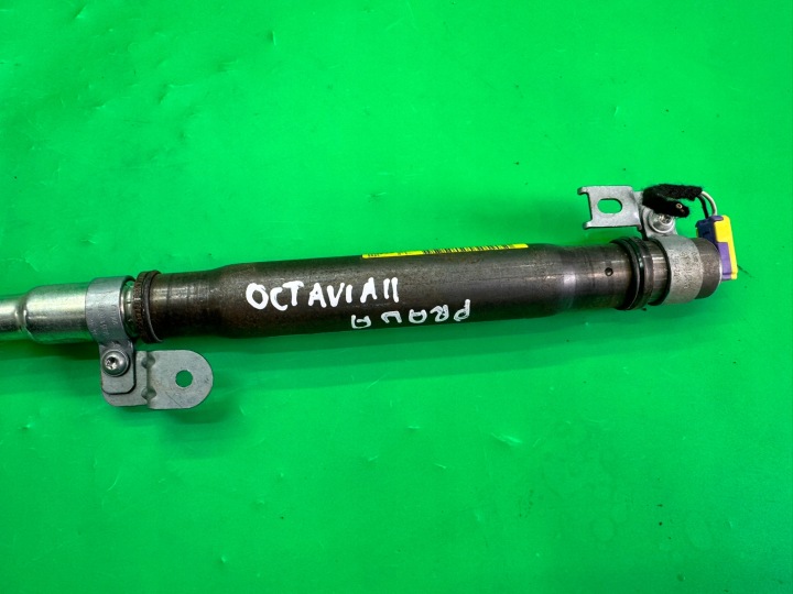 фото №9, Шторка воздушная правая подушка 1z5880742g skoda octavia ii 2 рестайлинг 04-13 hb