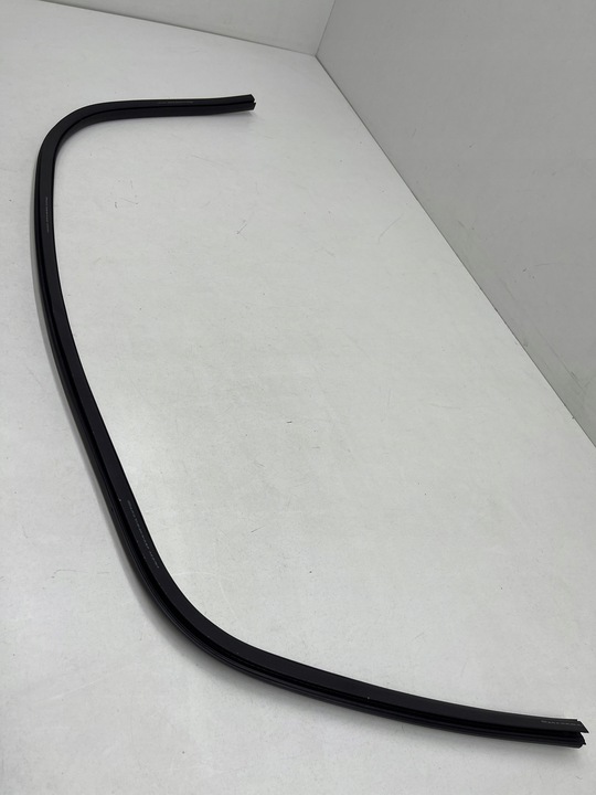 фото №12, Audi a5 8t купе прокладка дверь левый / правые перед нижняя