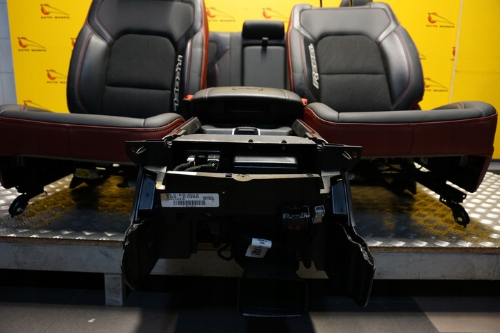 фото №6, Dodge ram 1500 rebel 2022 - сиденье сиденья диван комплект кожа подлокотник