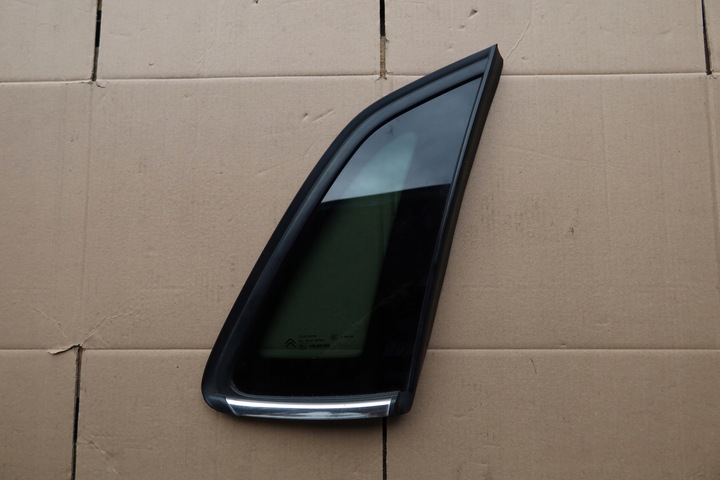 фото №1, Скло двері праві зад c4 ii 10 рік