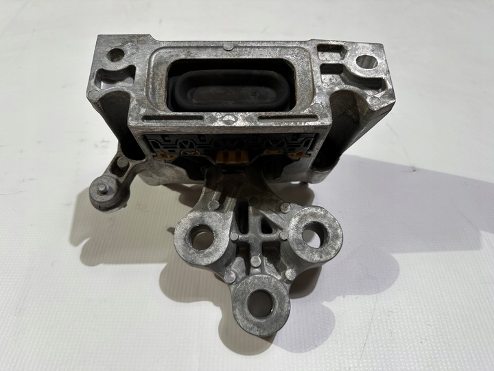 фото №7, Крепление лапи двигателя подушка chrysler pacifica 2016 - 2024