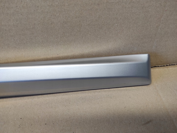 фото №5, Заглушка накладка рейлинг зад левый renault clio iii универсал 8200718705