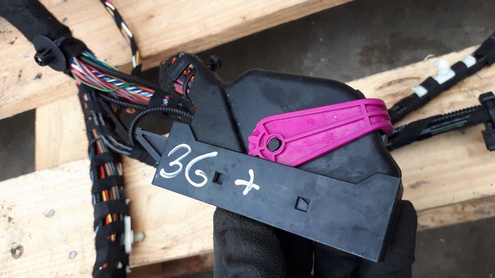 фото №8, S4 b8 a4 штекер підсилювача bang olufsen a5 8t s5