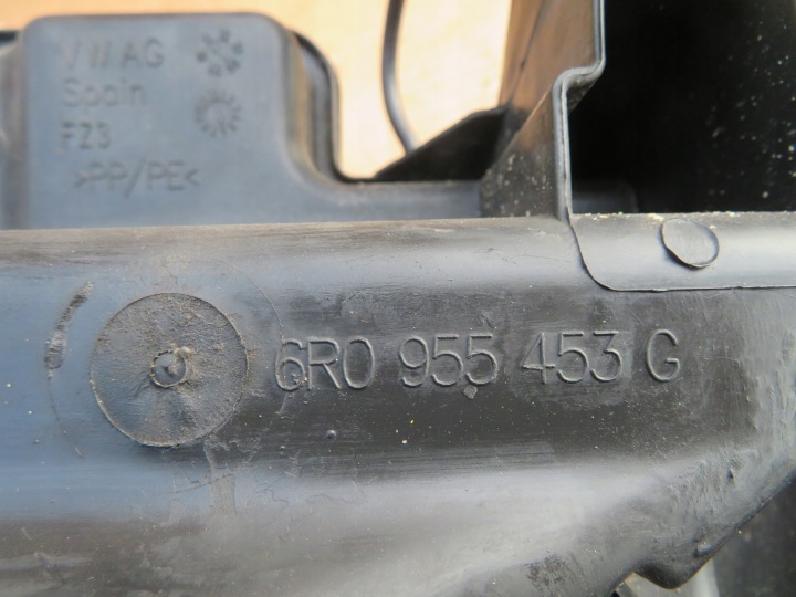 фото №10, Vw polo v 6r0 бачок склоомивача 6r0955453g