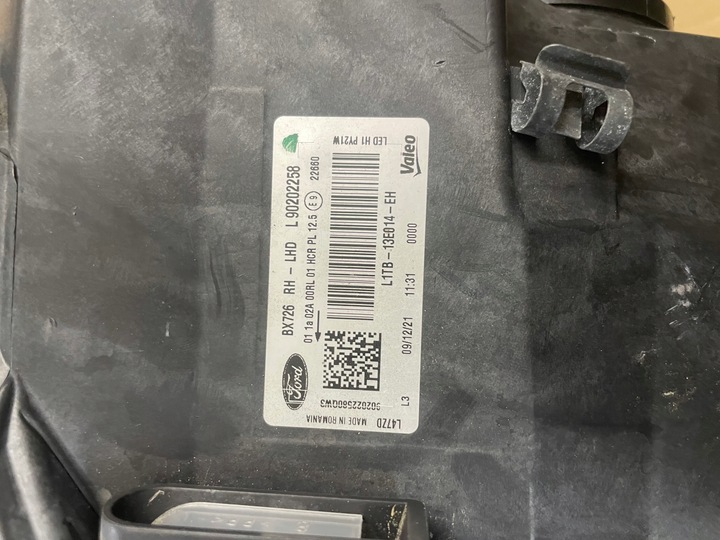 фото №8, Лампа правая перед европа ford puma ii