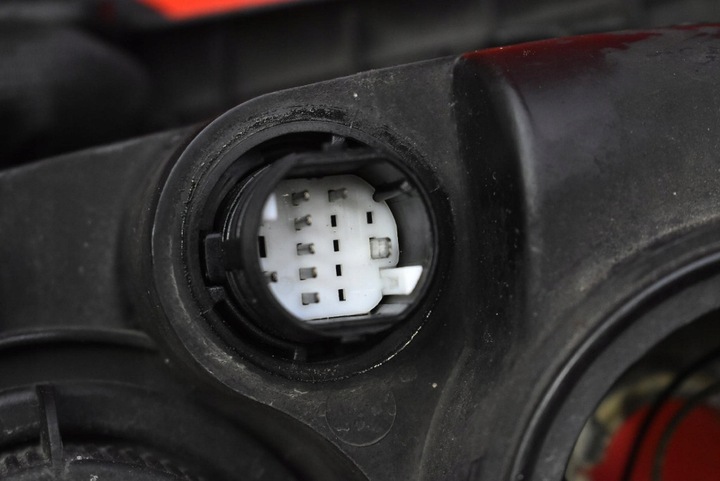 фото №8, Фара праві лампа перед eu 60682088 alfa romeo 159 05-11