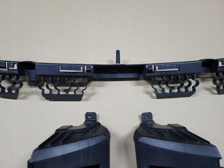 фото №3, Renault clio v 5 ползун крепление бампера заднего зад