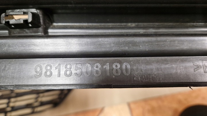 фото №9, Peugeot 308 t9 рестайлинг 17- решётка радиатора хром решётка решётка бампера перед каркас оригинал