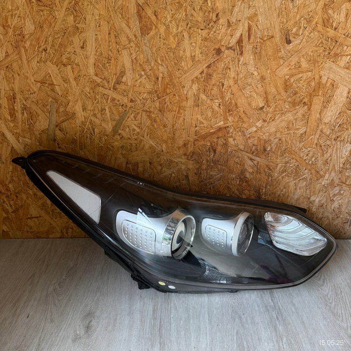 фото №1, Лампа передня права kia sportage iv led 92102-f1010
