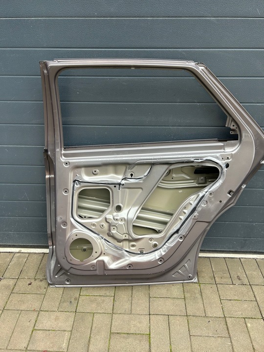 фото №7, Hyundai ioniq5 ioniq 5 дверь зад правые красивый