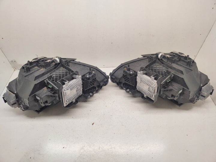 фото №13, Bmw m2 2 g42 полный led комплект лампа передних 8083635, 8083636