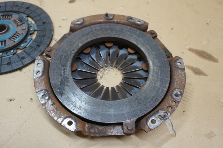 фото №9, Nissan navara d21 king cab сцепление диск + прижим 2,5 d