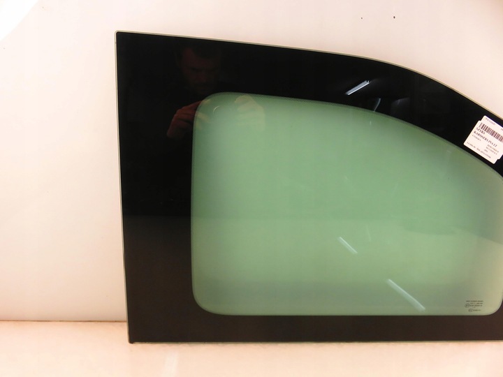 фото №6, Скло кузовна lt m1085659