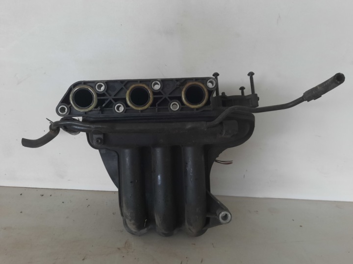 фото №5, Volkswagen polo 1.2 kat 4 iv 05-09 коллектор впускной 03d129766l bmd