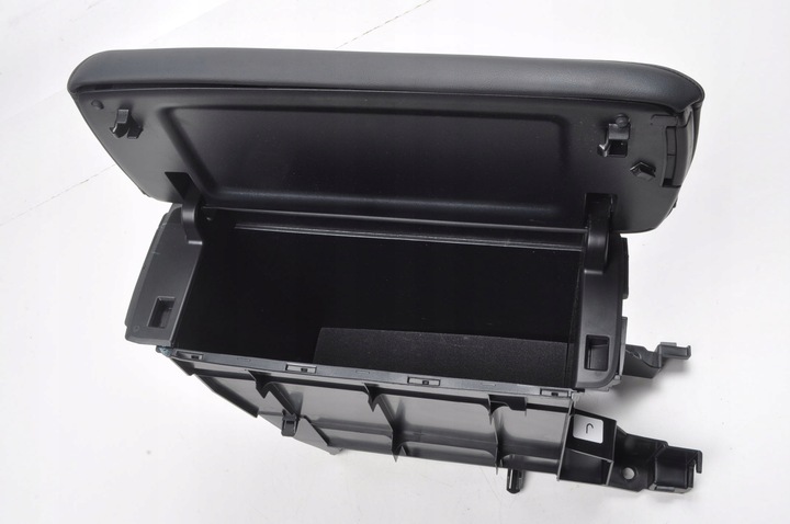 фото №10, Toyota prius iv phv prime подлокотник 58913-47040