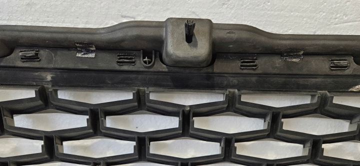фото №10, Центральная решётка бампера range rover vogue l322 bh4m-8c437-a